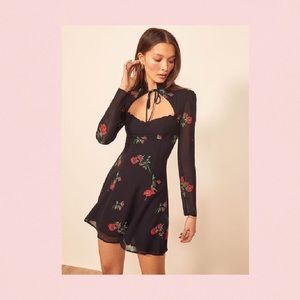 *SOLD* NWT Reformation Vivianne Praline Dress 4